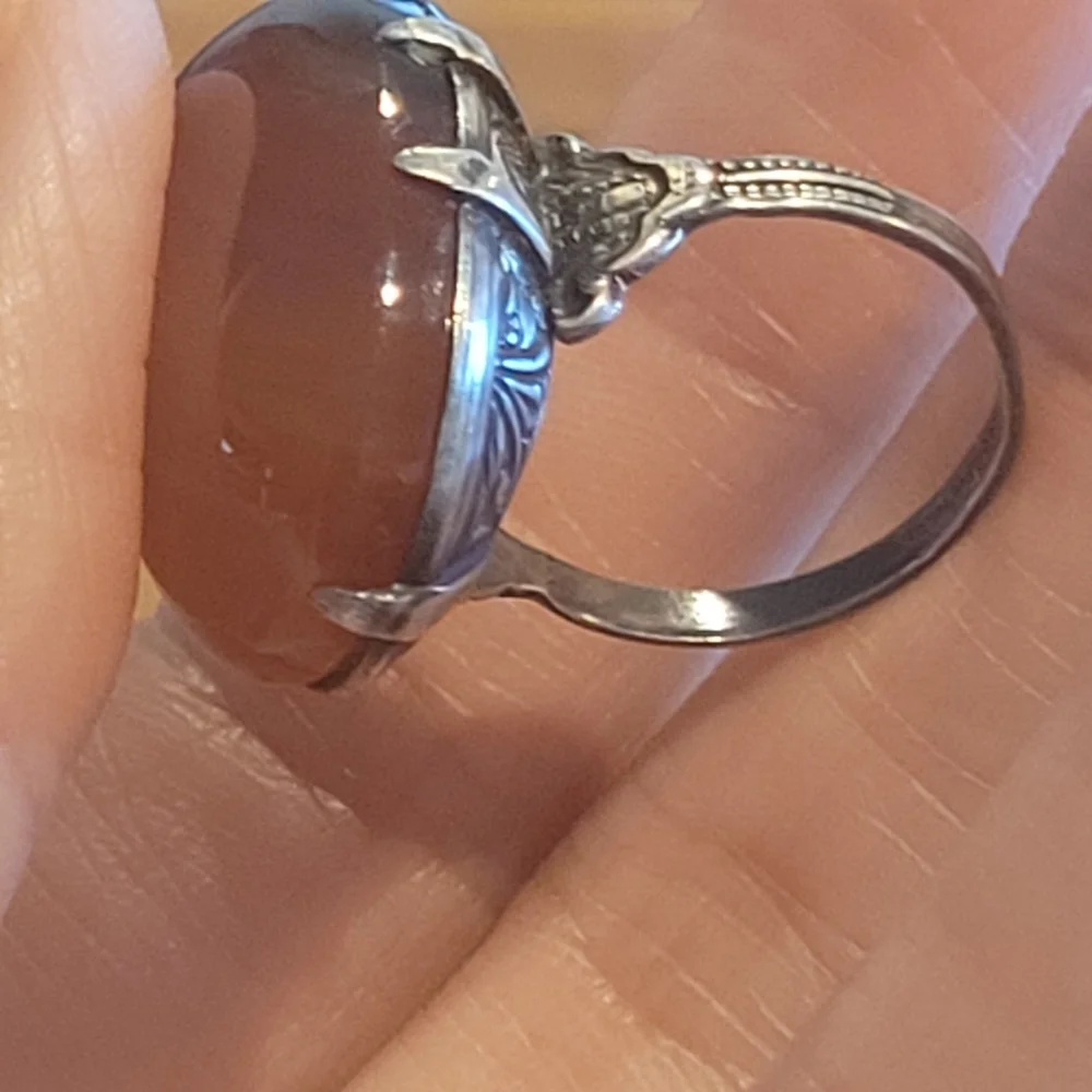 Vintage  Sterling Silver Carnelian Ring , Unique Design size  6.5 approximately - Picture 9 of 10